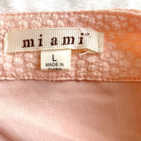 Francesca’s Boutique Blush Shorts in Size Large - Picture 8 of 9